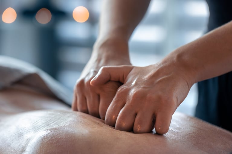 Relaxing lymphatic massage across the back supporting circulation and a lighter-feeling experience